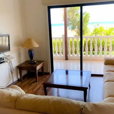 Villa Kermia Beach Larnaca